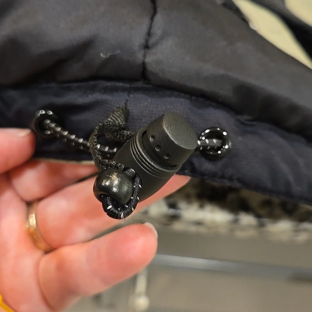 MARKER BOY'S SKI WINTER JACKET. SIZE 10 FLAW.